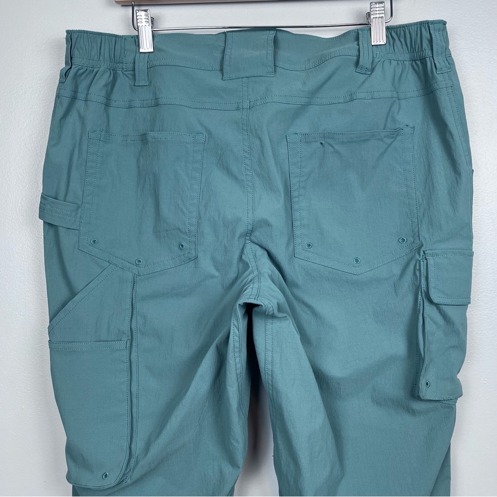 Duluth Trading Women's Convertible Cargo Hiking/ Utility Rip Stop Pants Size 14 - Picture 6 of 15